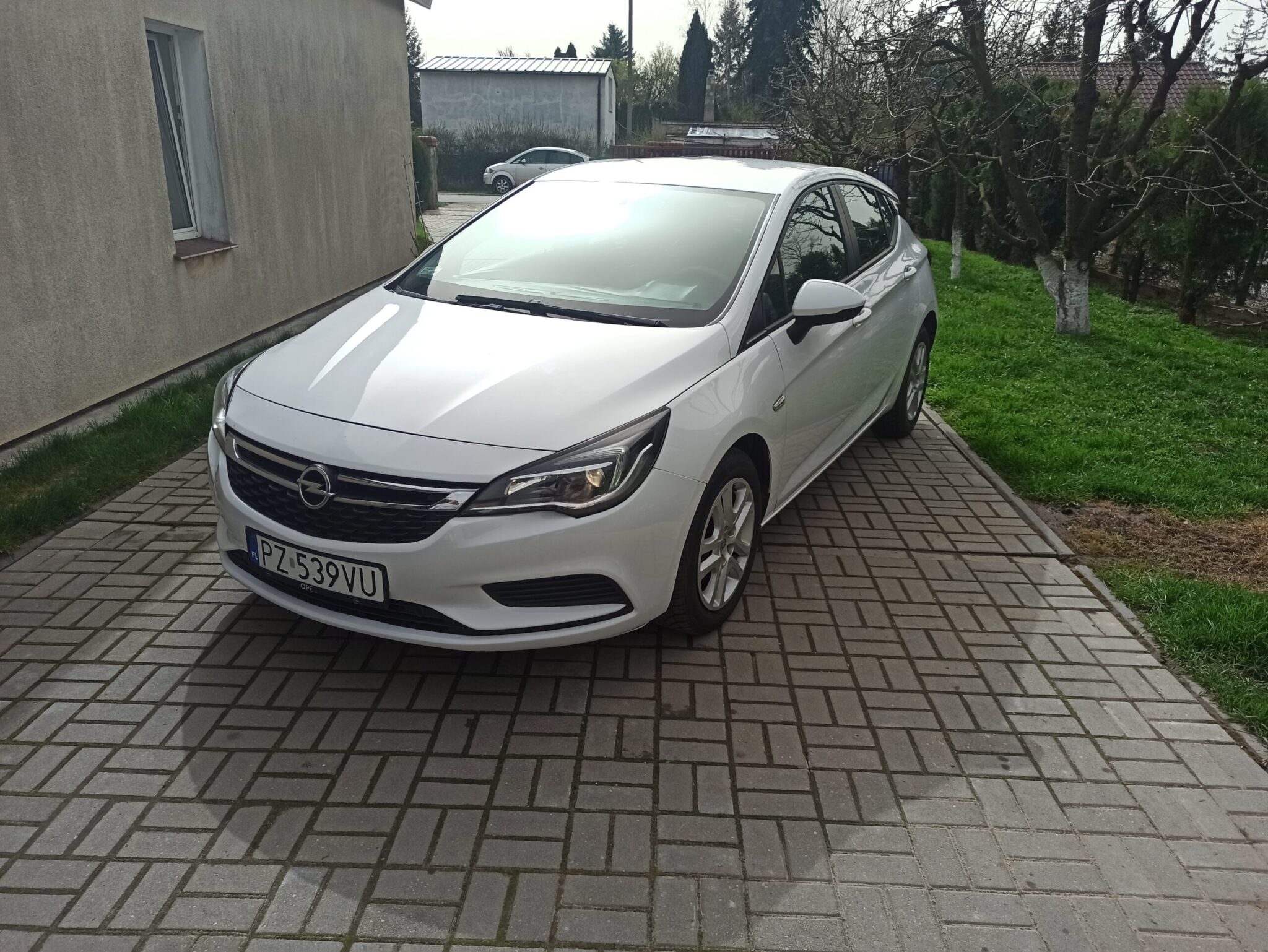 Opel Astra K 2016 rok niski przebieg