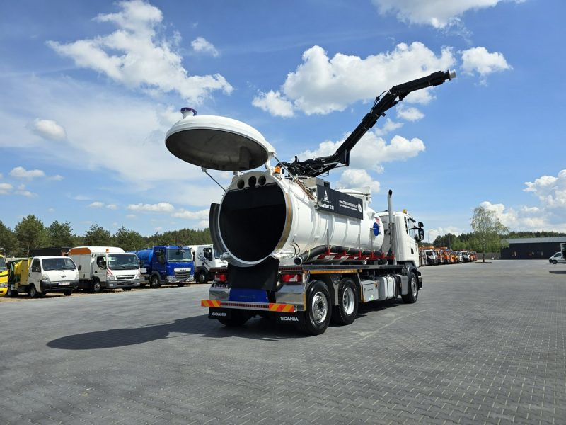 Scania Larsen FlexVac 311 Ładowarka próżniowa ssąca koparka ssąca substancje sypkie odkurzacz WUKO Saugbagger