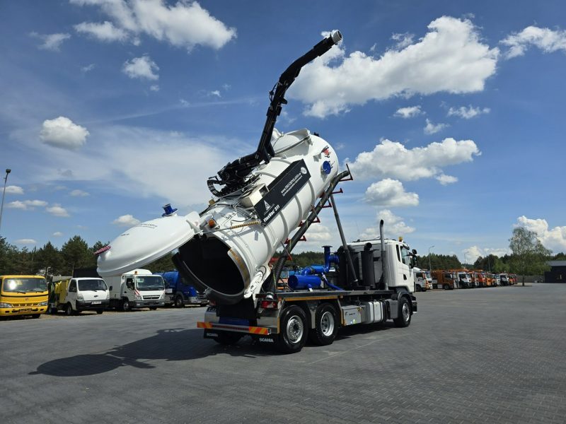Scania Larsen FlexVac 311 Ładowarka próżniowa ssąca koparka ssąca substancje sypkie odkurzacz WUKO Saugbagger