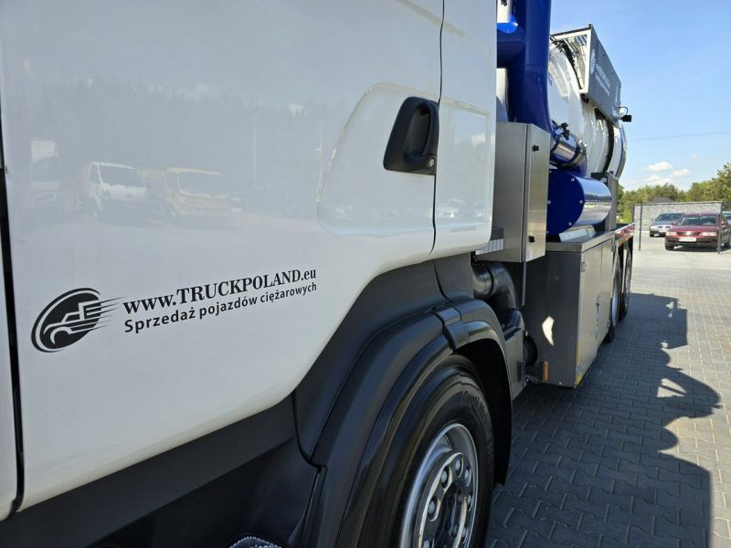 Scania Larsen FlexVac 311 Ładowarka próżniowa ssąca koparka ssąca substancje sypkie odkurzacz WUKO Saugbagger