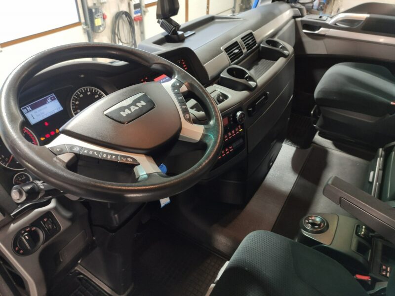 MAN TGX 18.480 STANDARD XXL E6 Bogato Wyposażony UNIKAT STAN !!! Automat Klima Postojowa Pełny Serwis Bogato Wyposażony Stan IGŁA