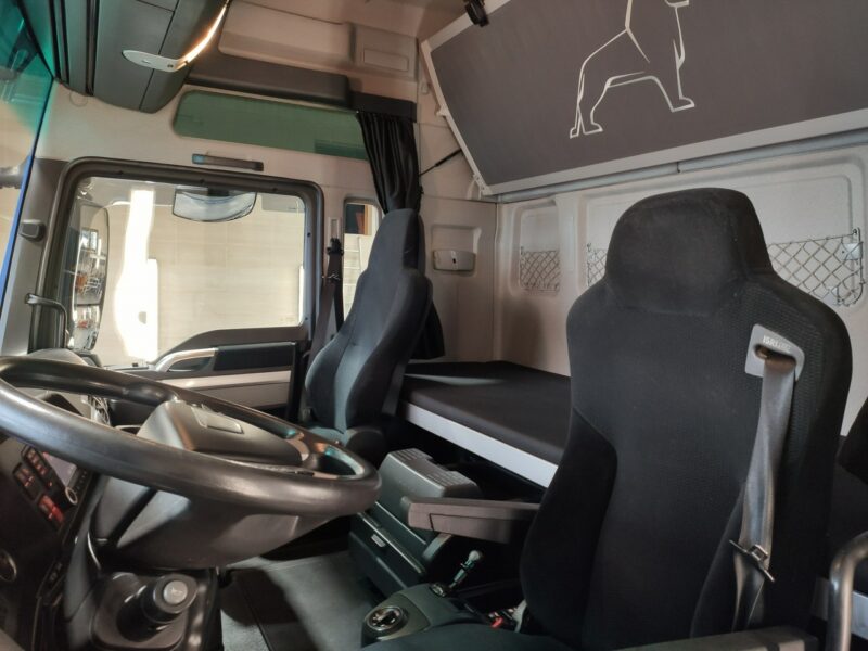 MAN TGX 18.480 STANDARD XXL E6 Bogato Wyposażony UNIKAT STAN !!! Automat Klima Postojowa Pełny Serwis Bogato Wyposażony Stan IGŁA