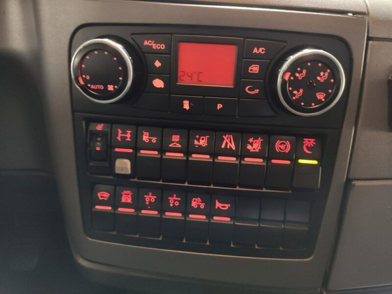 MAN TGX 18.480 STANDARD XXL E6 Bogato Wyposażony UNIKAT STAN !!! Automat Klima Postojowa Pełny Serwis Bogato Wyposażony Stan IGŁA