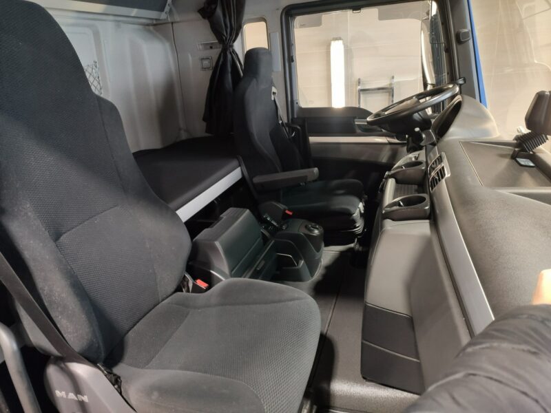 MAN TGX 18.480 STANDARD XXL E6 Bogato Wyposażony UNIKAT STAN !!! Automat Klima Postojowa Pełny Serwis Bogato Wyposażony Stan IGŁA