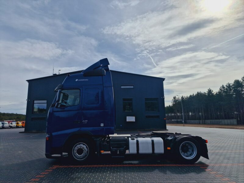 Volvo FH 13 440 EURO 5 Globetrotter automat mega 2007 FH 13 440 EURO 5 Globetrotter automat mega 2007