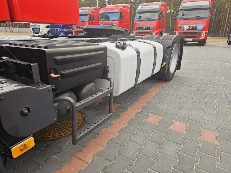 Volvo FH13 XXL 420 EURO 5 2011 r MEGA klima dachowa + KRONE FH13 XXL 420 EURO 5 2011 r MEGA low deck + KRONE