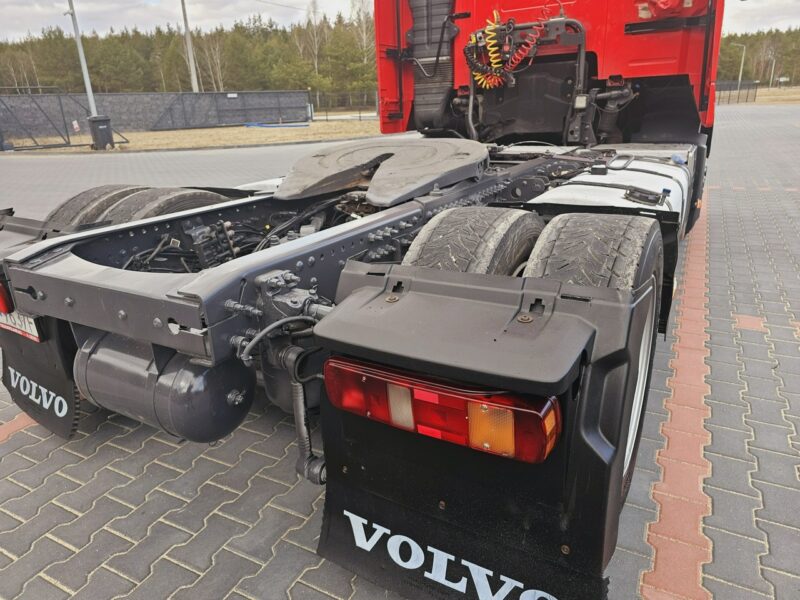 Volvo FH13 XXL 420 EURO 5 2011 r MEGA klima dachowa + KRONE FH13 XXL 420 EURO 5 2011 r MEGA low deck + KRONE
