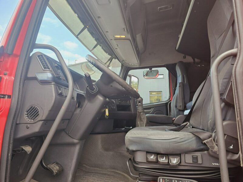 Volvo FH13 XXL 420 EURO 5 2011 r MEGA klima dachowa + KRONE FH13 XXL 420 EURO 5 2011 r MEGA low deck + KRONE