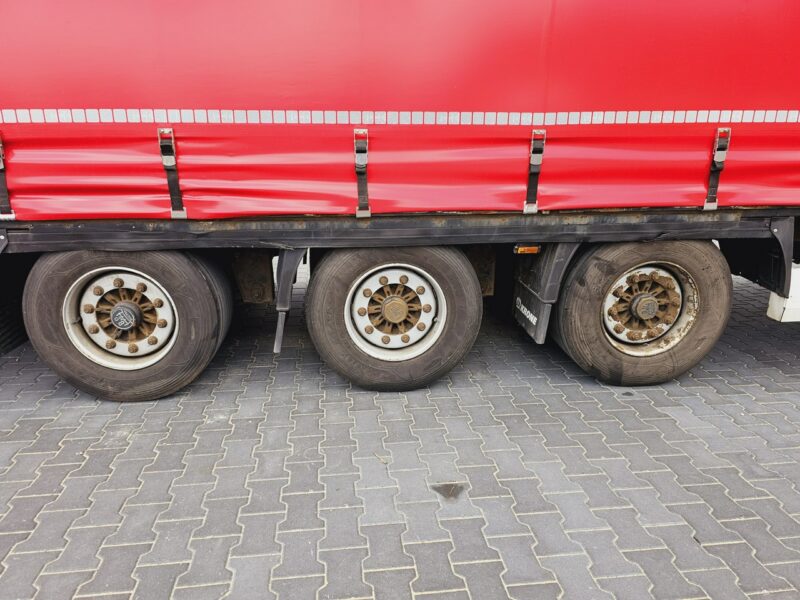 Volvo FH13 XXL 420 EURO 5 2011 r MEGA klima dachowa + KRONE FH13 XXL 420 EURO 5 2011 r MEGA low deck + KRONE