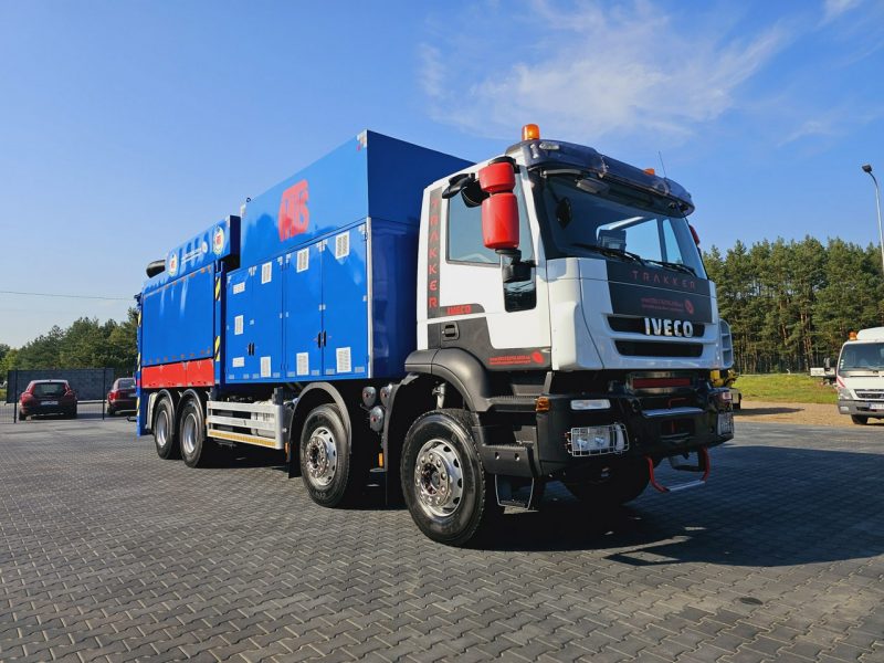 Iveco MTS 4 x turbina odkurzacz koparka ssąca substancje sypkie koparka ssąca substancje sypkie odkurzacz WUKO Saugbagger