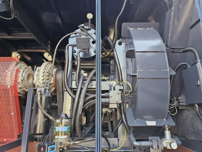 Iveco MTS 4 x turbina odkurzacz koparka ssąca substancje sypkie koparka ssąca substancje sypkie odkurzacz WUKO Saugbagger