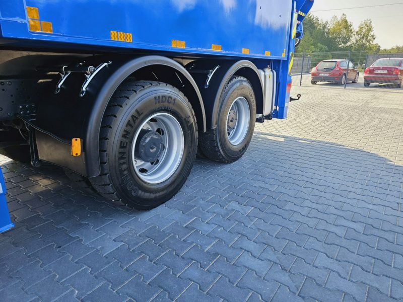 Iveco MTS 4 x turbina odkurzacz koparka ssąca substancje sypkie koparka ssąca substancje sypkie odkurzacz WUKO Saugbagger