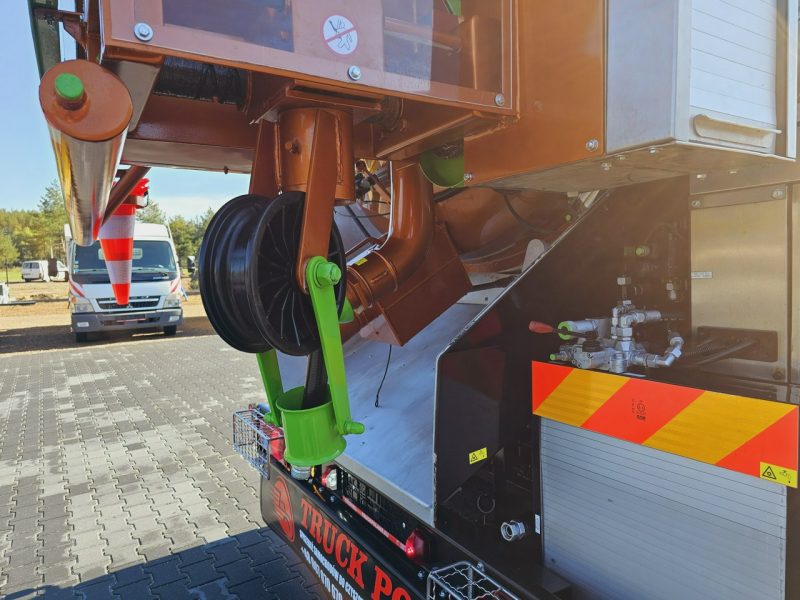 MAN WUKO KROLL ADR KOMBI DO CZYSZCZENIA KANAŁÓW NOWY ADR od 18.04. asenizacyjny separator beczka odpady czyszczenie