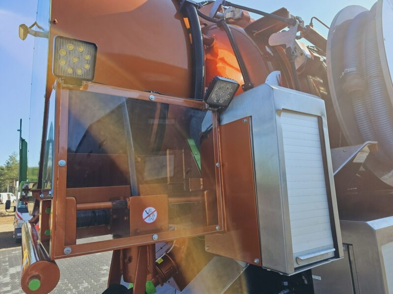 MAN WUKO KROLL ADR KOMBI DO CZYSZCZENIA KANAŁÓW NOWY ADR od 18.04. asenizacyjny separator beczka odpady czyszczenie