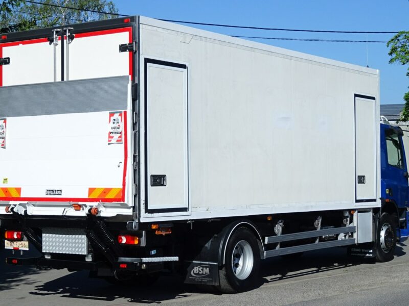 DAF DAF CF 65.220 Euro 5 chłodnia 18 palet winda klapa Sprowadzony DAF CF 65.220 Euro 5 Chłodnia 18 palet drzwi i winda klapa Sprowadzony