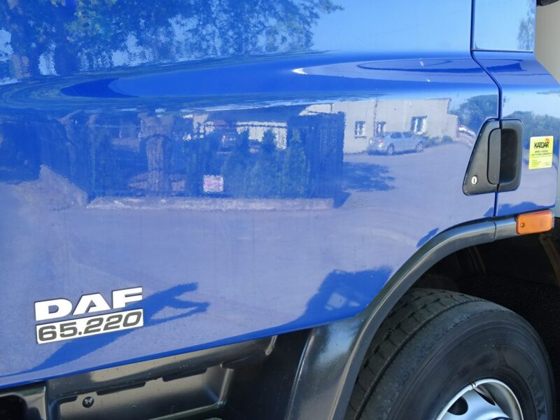 DAF DAF CF 65.220 Euro 5 chłodnia 18 palet winda klapa Sprowadzony DAF CF 65.220 Euro 5 Chłodnia 18 palet drzwi i winda klapa Sprowadzony