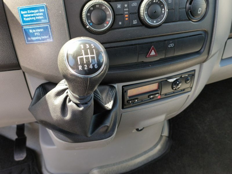 Iveco Volkswagen Crafter 4x4 Zwyżka 21m Palfinger P210BK JIP-Ogon udt Zasięg Boczny 16-metrów 4x4 Reduktor + Blokada Mostu Klimatyzacja P7