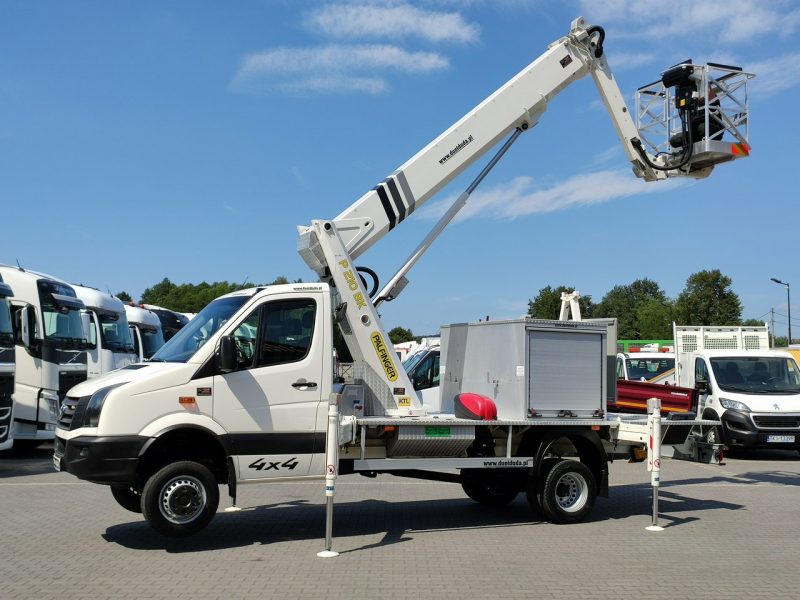 Iveco Volkswagen Crafter 4x4 Zwyżka 21m Palfinger P210BK JIP-Ogon udt Zasięg Boczny 16-metrów 4x4 Reduktor + Blokada Mostu Klimatyzacja P7