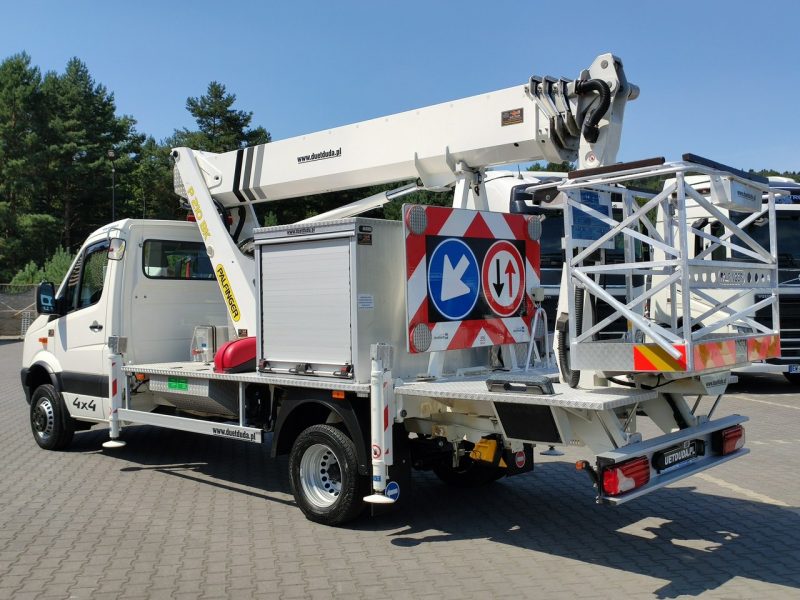 Iveco Volkswagen Crafter 4x4 Zwyżka 21m Palfinger P210BK JIP-Ogon udt Zasięg Boczny 16-metrów 4x4 Reduktor + Blokada Mostu Klimatyzacja P7