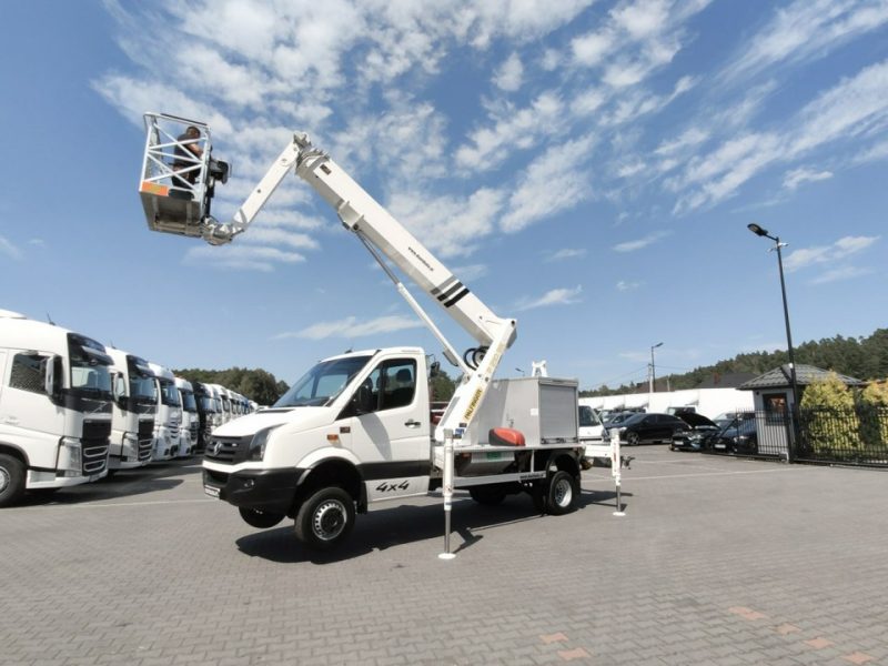 Iveco Volkswagen Crafter 4x4 Zwyżka 21m Palfinger P210BK JIP-Ogon udt Zasięg Boczny 16-metrów 4x4 Reduktor + Blokada Mostu Klimatyzacja P7