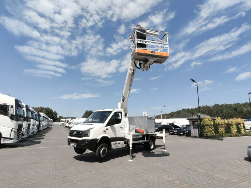 Iveco Volkswagen Crafter 4x4 Zwyżka 21m Palfinger P210BK JIP-Ogon udt Zasięg Boczny 16-metrów 4x4 Reduktor + Blokada Mostu Klimatyzacja P7
