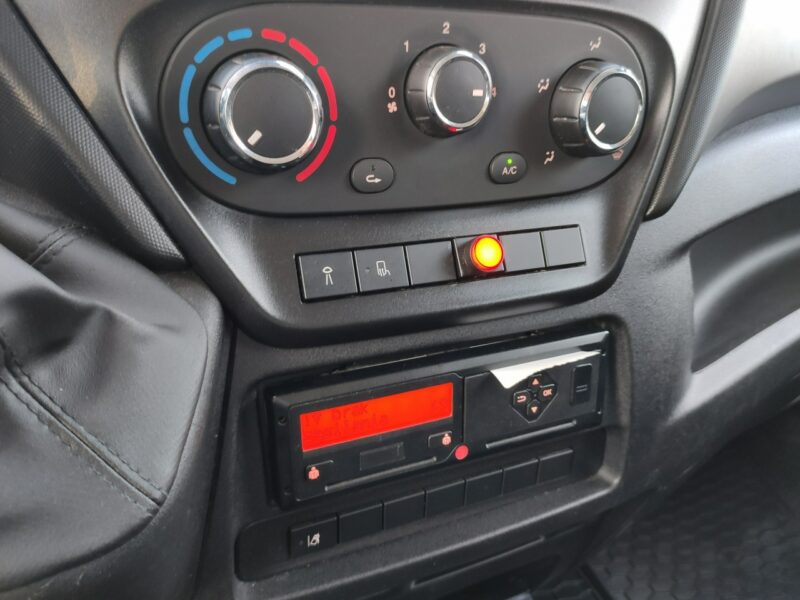 Iveco Daily 70C17 Mroźnia Ściana Grodziowa Multitemperatura Podwójny Parownik Agregat Supra 750 Boczne Drzwi+Tył Winda DHOLLANDIA