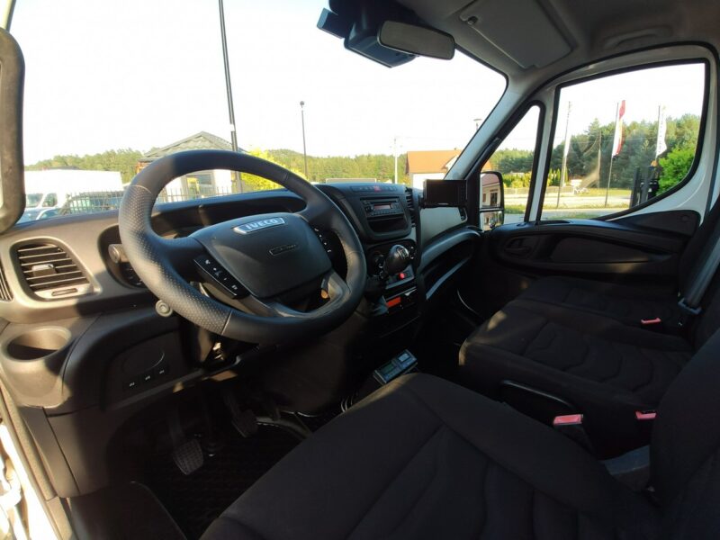 Iveco Daily 70C17 Mroźnia Ściana Grodziowa Multitemperatura Podwójny Parownik Agregat Supra 750 Boczne Drzwi+Tył Winda DHOLLANDIA