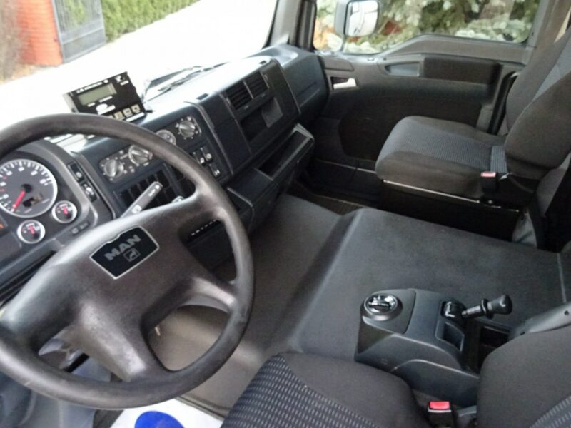 MAN TGM 18.250 Euro 5 chłodnia 20 palet winda sprowadzony MAN TGM 18.250 euro 5 chłodnia carrier supra 950 20 palet ks.serwisowa