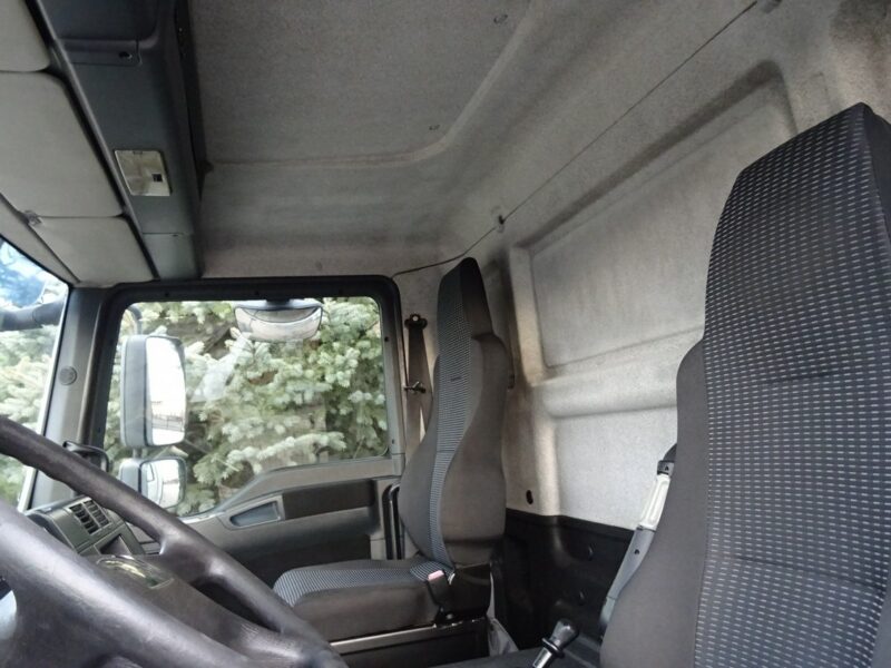 MAN TGM 18.250 Euro 5 chłodnia 20 palet winda sprowadzony MAN TGM 18.250 euro 5 chłodnia carrier supra 950 20 palet ks.serwisowa