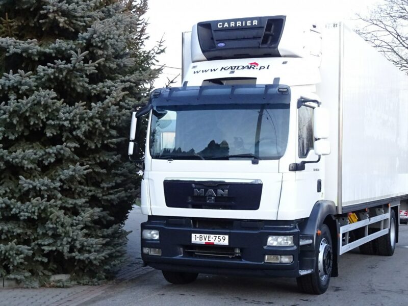 MAN TGM 18.250 Euro 5 chłodnia 20 palet winda sprowadzony MAN TGM 18.250 euro 5 chłodnia carrier supra 950 20 palet ks.serwisowa