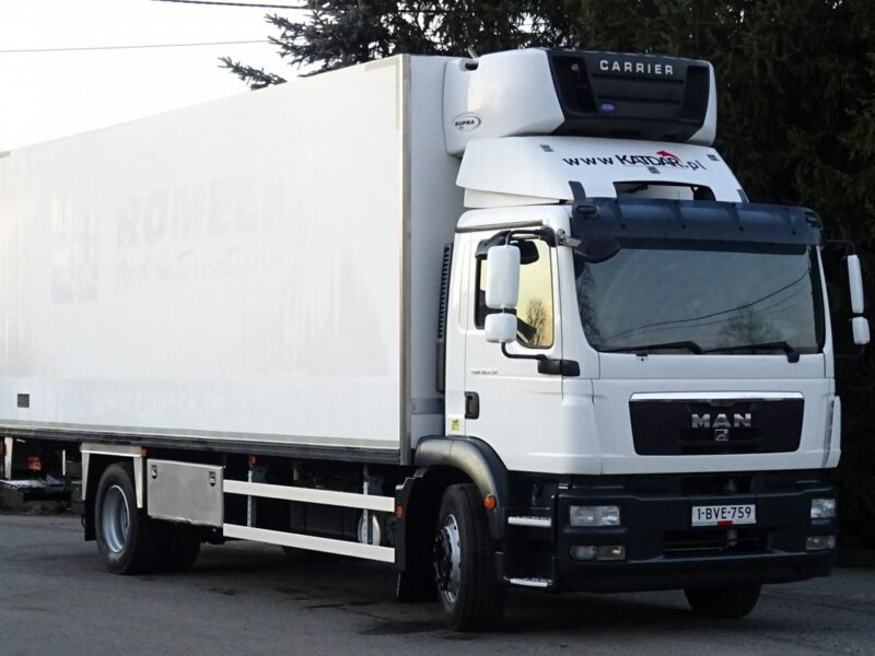 MAN TGM 18.250 Euro 5 chłodnia 20 palet winda sprowadzony MAN TGM 18.250 euro 5 chłodnia carrier supra 950 20 palet ks.serwisowa