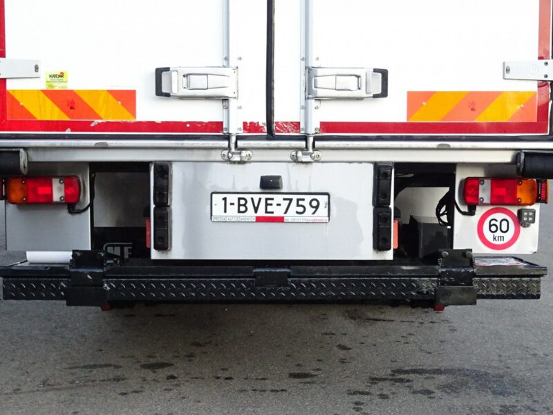 MAN TGM 18.250 Euro 5 chłodnia 20 palet winda sprowadzony MAN TGM 18.250 euro 5 chłodnia carrier supra 950 20 palet ks.serwisowa