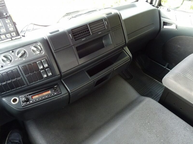 MAN TGM 18.250 Euro 5 chłodnia 20 palet winda sprowadzony MAN TGM 18.250 euro 5 chłodnia carrier supra 950 20 palet ks.serwisowa
