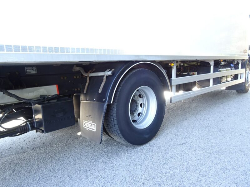 Renault Premium 270 DXI Euro 5 chłodnia Chereau 19 pal.tylko 399tys.km! Renault Premium 270 DXI Tylko 402tys.km! chłodnia Euro 5 Sprowadzony