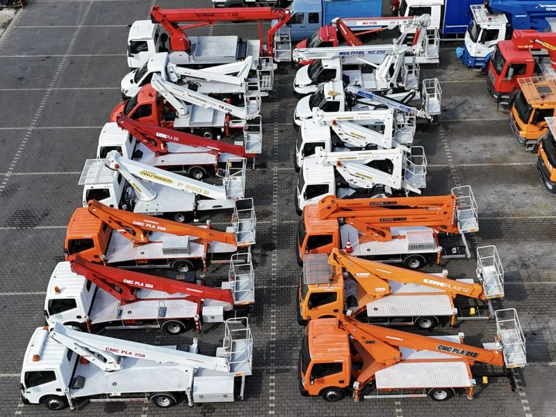 Nissan Zwyżka Podnośnik Koszowy 4X4 CABSTAR MAXITY SPRINTER IVECO MAN Wysokość Podnoszenia 18m 20m 21m 22m 25m 26m 27m 28m 30m 33m