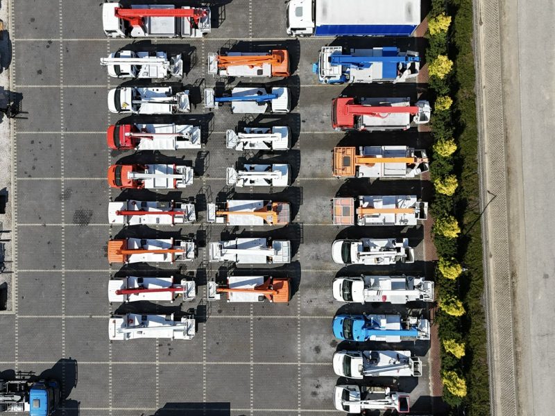 Nissan Zwyżka Podnośnik Koszowy 4X4 CABSTAR MAXITY SPRINTER IVECO MAN Wysokość Podnoszenia 18m 20m 21m 22m 25m 26m 27m 28m 30m 33m