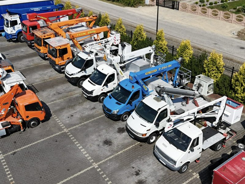 Nissan Zwyżka Podnośnik Koszowy 4X4 CABSTAR MAXITY SPRINTER IVECO MAN Wysokość Podnoszenia 18m 20m 21m 22m 25m 26m 27m 28m 30m 33m