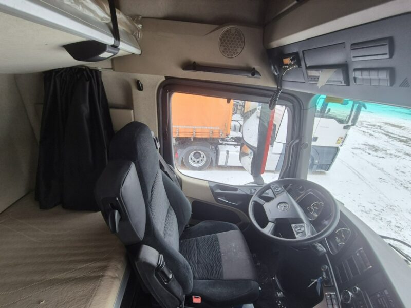 Mercedes Actros