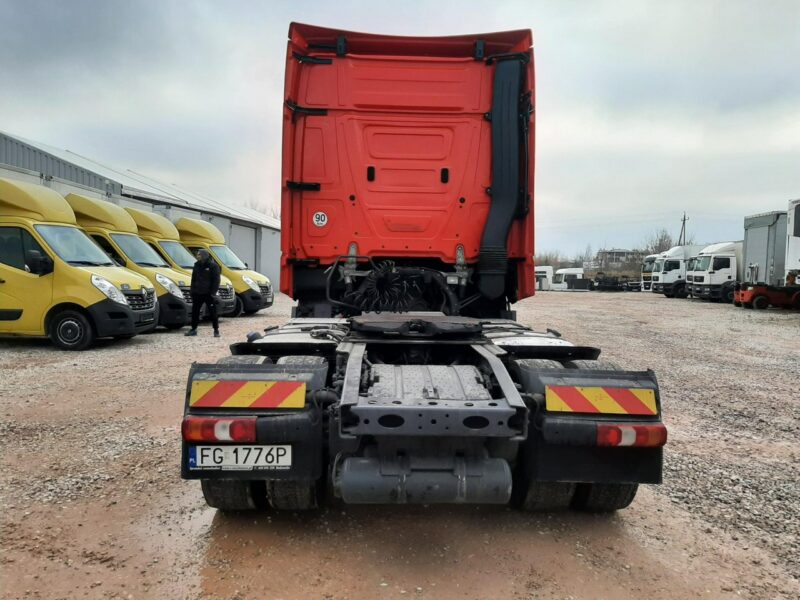 Mercedes Actros