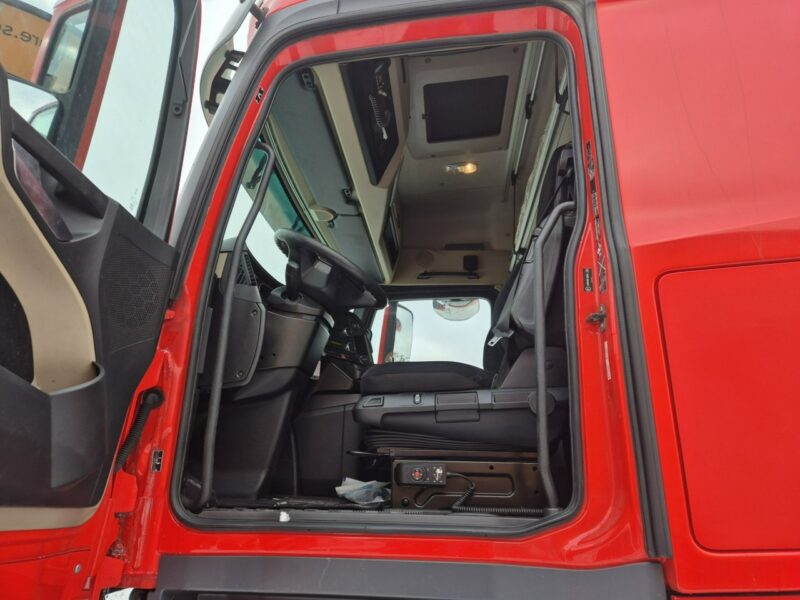 Mercedes Actros