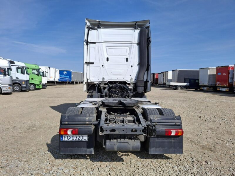Mercedes Actros