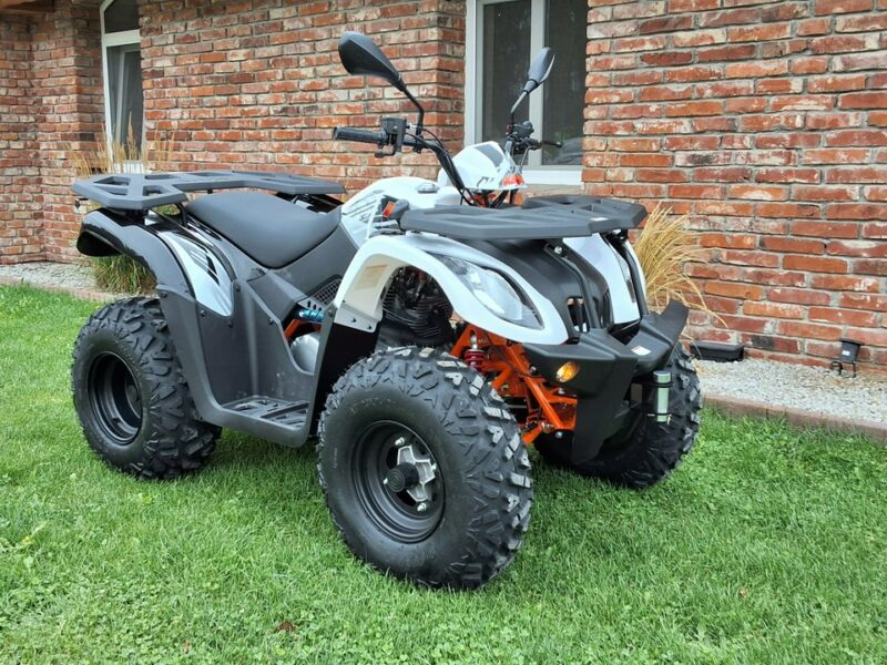 KAYO AU SALON MOTOCYKLOWY MOTOEAGLES Kayo AU 200. Sprawdż ofertę i Serwis