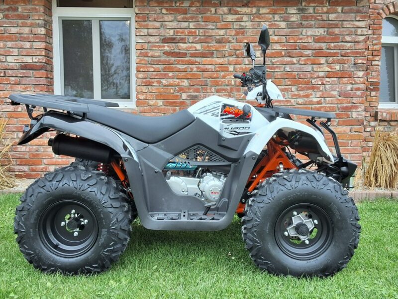 KAYO AU SALON MOTOCYKLOWY MOTOEAGLES Kayo AU 200. Sprawdż ofertę i Serwis