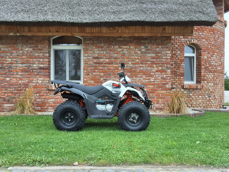 KAYO AU SALON MOTOCYKLOWY MOTOEAGLES Kayo AU 200. Sprawdż ofertę i Serwis