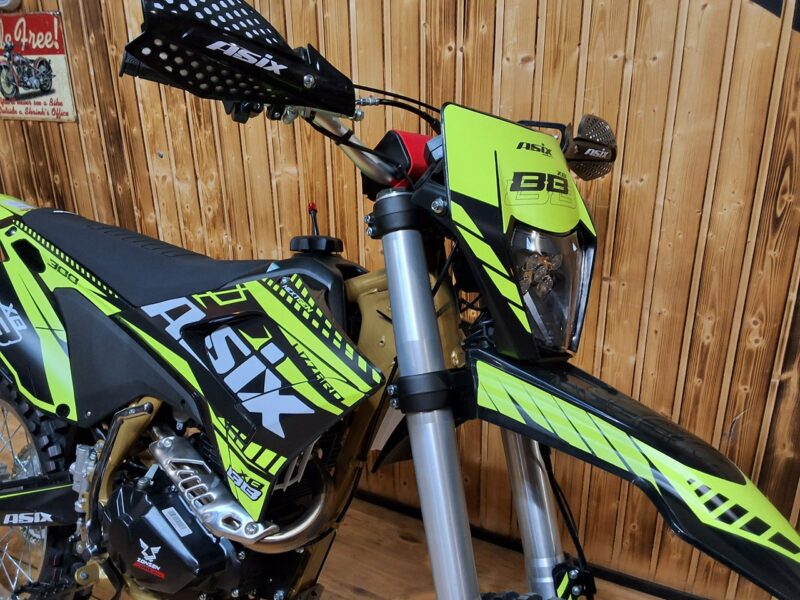 ASIX Inny xb-88 ASIX XB88 CROSS kros o pojemności 300 z 22 konnym silnikiem