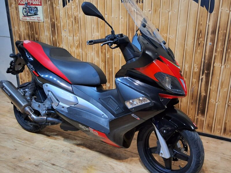 Aprilia SR bezwypadkowy # ładny # W IDEALNYM STANIE #oraty -kup online SR MAX 300