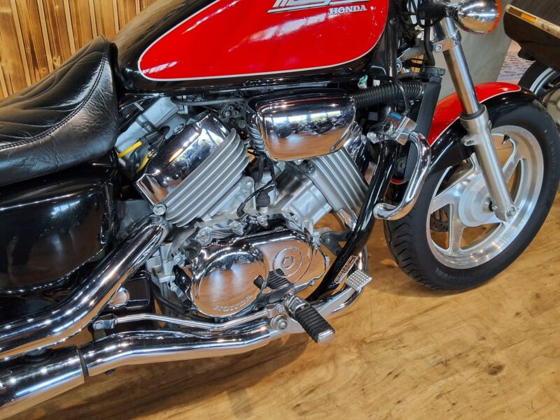 Honda VF HONDA VF750 C motocykl wygląda inaczej, Technicznie ideał.raty CORBIN