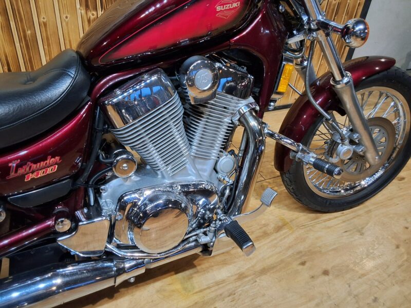 Suzuki Intruder Limitowana wersja z dużym silnikiem BARDZO ZADBANY 1400