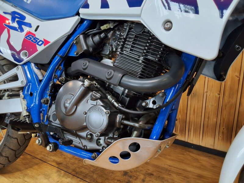 Suzuki DL Stan Kolekcionerski DR 650 RS tylko 17tyś km JAK NOWY