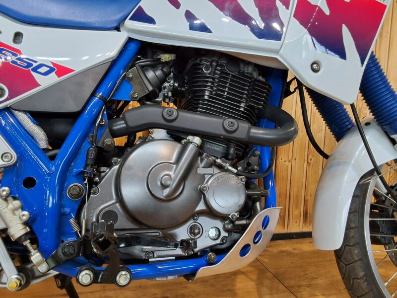 Suzuki DL Stan Kolekcionerski DR 650 RS tylko 17tyś km JAK NOWY